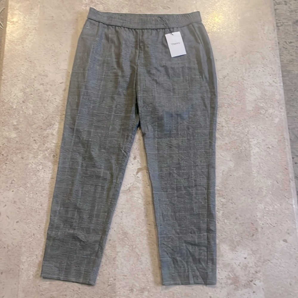 Theory Gray Cropped Ankle Pants